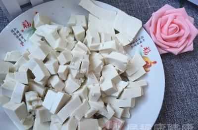 怎么炒魔芋豆腐好吃,怎么炒魔芋豆腐好吃竅門圖4