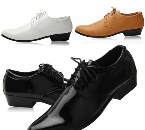 白色皮鞋有黑色斑點(diǎn)怎么去除,怎么清潔白鞋上的小黑點(diǎn)