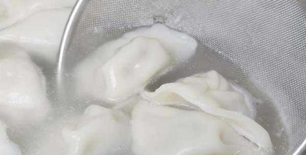 酸湯水餃的酸湯怎么做,如何制作酸湯水餃圖13