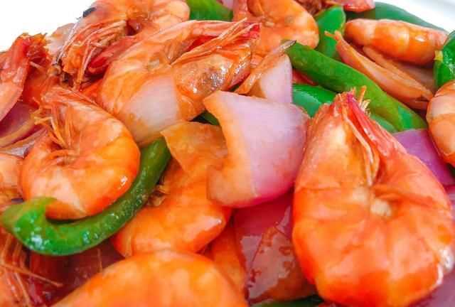 怎樣炒大蝦好吃又簡(jiǎn)單視頻