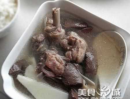 鴨子怎么煲湯補(bǔ)氣血好吃