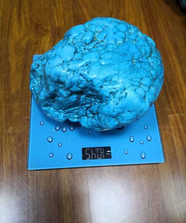 唐卡和佛牌有什么區(qū)別，寺院的壁畫算不算唐卡？什么是唐卡？圖3