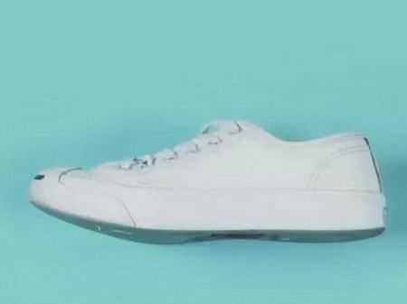 白鞋子有黃斑怎么去除,白色運(yùn)動(dòng)鞋上的黃色污點(diǎn)怎么去掉啊圖14