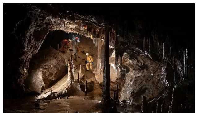 四年級下冊語文記金華的雙龍洞主要內容