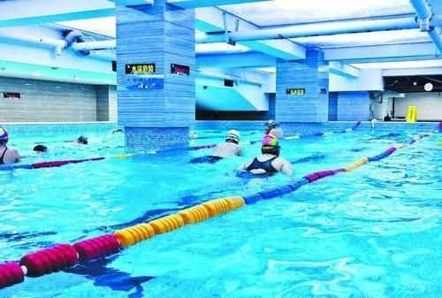 三伏天游泳會(huì)加重寒氣嗎