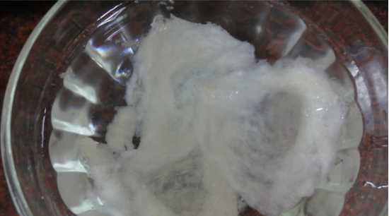 燕窩能用開(kāi)水泡,燕窩用冷水還是熱水浸泡比較好圖3