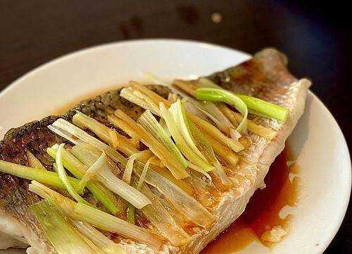 蒸魚時(shí)間長(zhǎng)了會(huì)老,蒸魚一般多少分鐘圖1