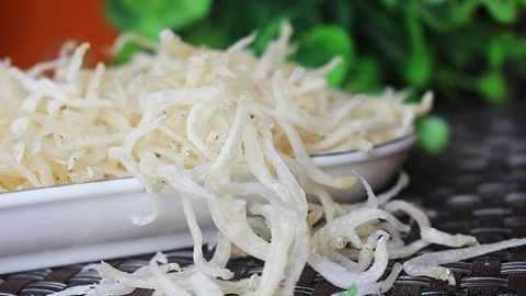 丁香魚(yú)的營(yíng)養(yǎng)價(jià)值及功效與作用禁忌