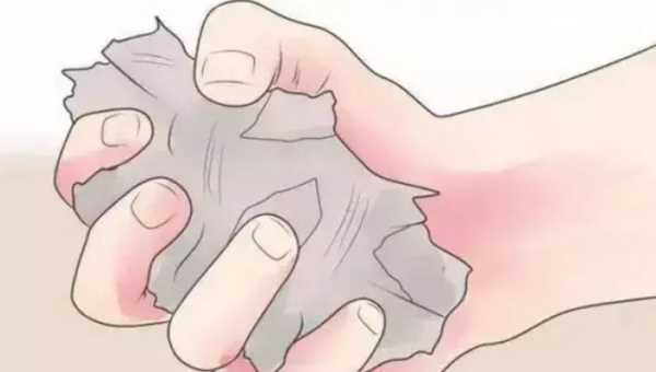 鞋小了一碼怎么辦妙招,鞋子小了一碼撐大妙招圖2