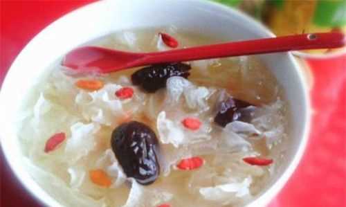 怎么熬銀耳湯又快又稠，銀耳泡多久比較好煮