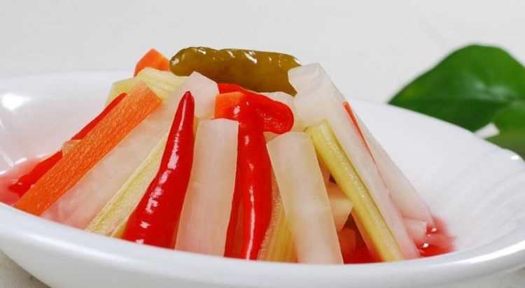 怎樣腌制酸辣白蘿卜 制作酸辣白蘿卜的方法視頻
