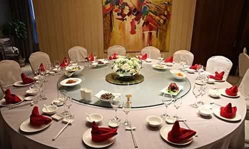 在餐館就餐時用開水燙一下碗筷能起到什么作用,餐廳就餐前用熱水燙一下碗筷可以嗎圖3