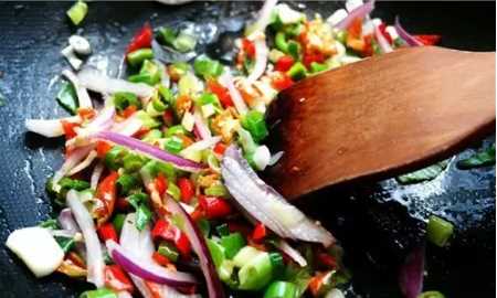 炒涼粉怎么炒好吃,涼粉怎樣炒好吃視頻圖7