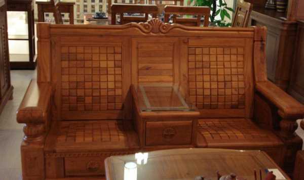 樟木球?qū)θ松眢w有害嗎,放在衣柜里的樟木球有毒圖2