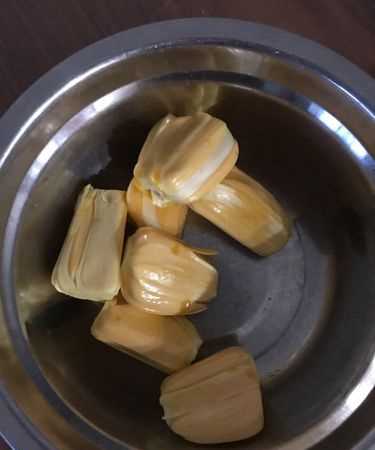 剝開(kāi)的菠蘿蜜沒(méi)熟怎么催熟