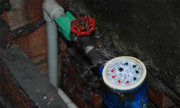 水表玻璃凍裂怎么解決