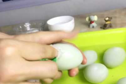 咸鴨蛋發(fā)苦怎么補救,咸鴨蛋酒放多了發(fā)苦怎么補救圖2