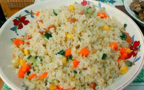 米飯?jiān)趺闯春贸?炒米飯?jiān)趺闯春贸杂趾唵螆D5