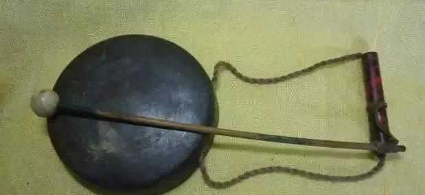 人類最早的報(bào)警器是什么，人類最早的火災(zāi)報(bào)警是什么？圖1