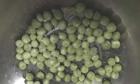 豌豆可以生吃嗎，生豌豆有股酸味能炒熟吃嗎？圖1