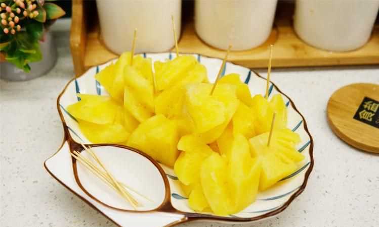 每天吃菠蘿會(huì)怎么樣