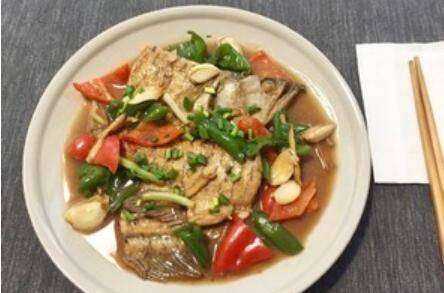 龍魚(yú)怎么做好吃,龍魚(yú)怎么做好吃又簡(jiǎn)單圖4