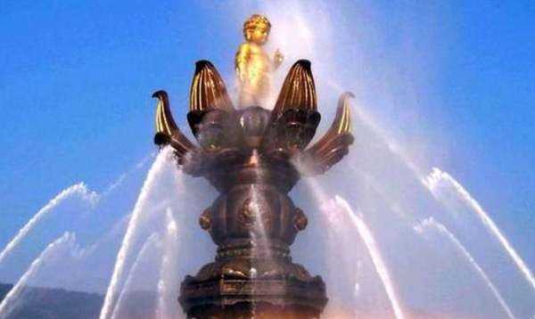 中國(guó)最大的佛像在什么地方呢,我國(guó)最大的佛像是哪一座圖6