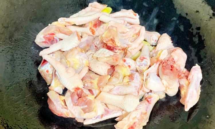 雞肉不焯水怎么去血水和腥味