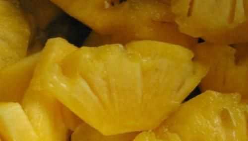 菠蘿要泡鹽水才能吃嗎