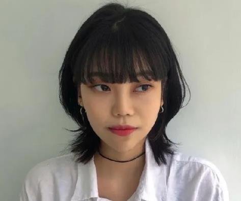 狼尾發(fā)型女