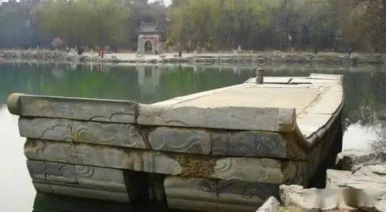 北大未名湖靈異事件,北大未名湖的來(lái)歷,北大未名湖