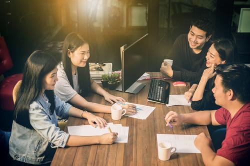 有沖勁的正能量句子團(tuán)隊(duì)