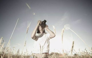 關(guān)于期盼回眸一笑的詩句