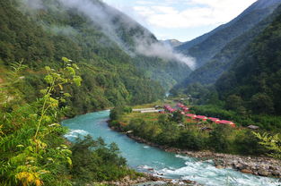 關于峽谷風景的詩句