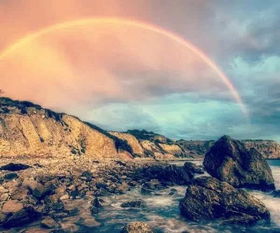 關(guān)于彩虹寓意的詩(shī)句