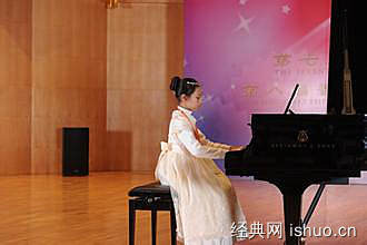 快樂的事小學(xué)作文開頭結(jié)尾怎么寫