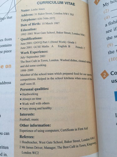 如何介紹一個(gè)主題英文作文開頭結(jié)尾