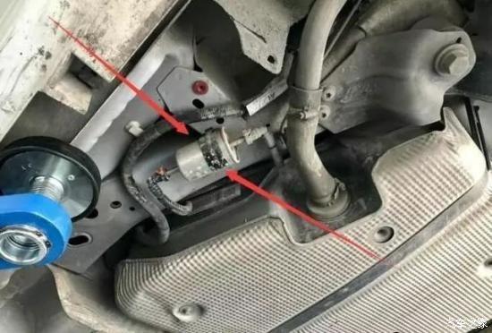 機濾更換注意事項,筆記本內(nèi)置電池更換注意事項,更換內(nèi)置汽油濾芯注意事項