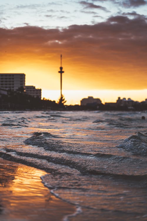 異能我被系統(tǒng)搞了小說釋小刀宋建全本閱讀