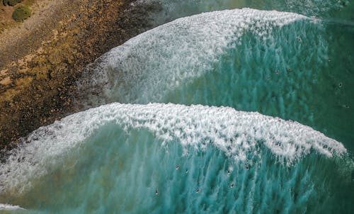 我中二殺神直播殺穿萬(wàn)族小說(shuō)男主許飛無(wú)彈窗閱讀