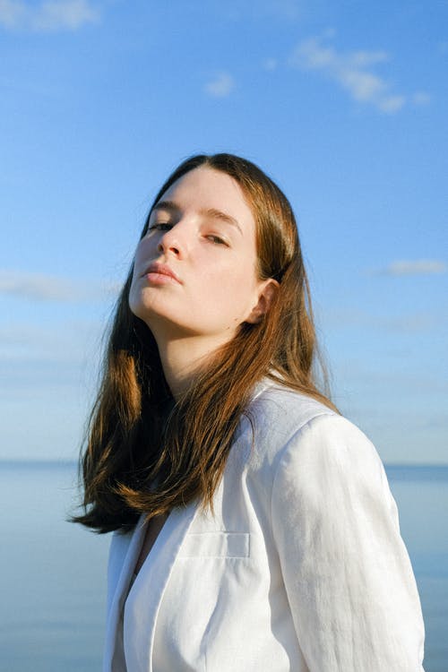 初見(jiàn)嵩山原文翻譯及賞析