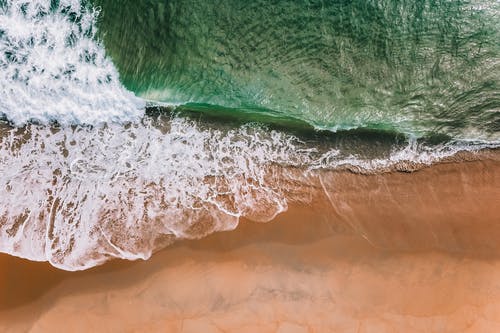 五年級(jí)英語作文Dragon  Boat  Festival