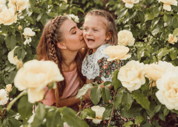 那些戳心的網(wǎng)易云熱評(píng)傷感語(yǔ)錄：明明抬頭就是氧氣，卻寧愿孤獨(dú)到窒息